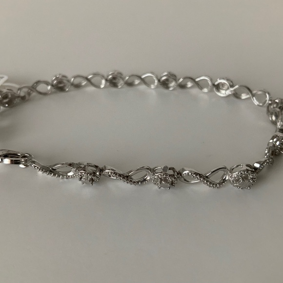 ZALES Bracelet in Sterling Silver 7.5” NWT - Picture 2 of 7